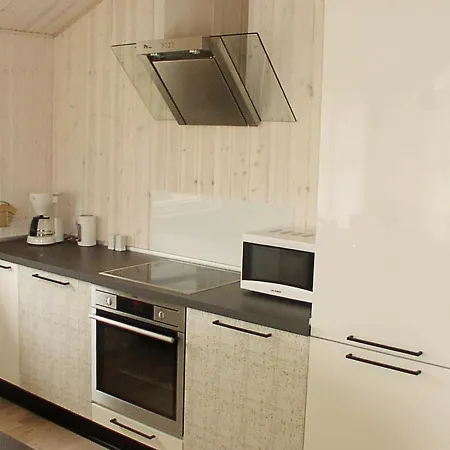 Three-bedroom Holiday In 82 Сasa de vacaciones *