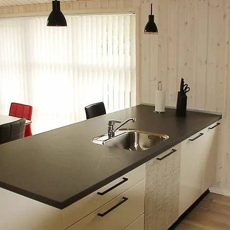 Three-bedroom Holiday In 82 Сasa de vacaciones Hemmet